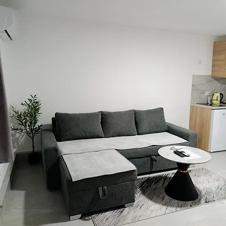 Apartamento Nest 2 *